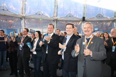 v.l.: Thorsten Reschke (BVV), Sven Rissmann MdA, Volker Liepelt