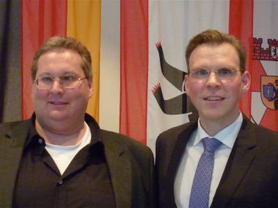 Der Vorsitzende der CDU Moabit Martin Leuschner (li.), der Vorsitzende der CDU-Fraktion im Abgeordnetenhaus Florian Graf (re.)